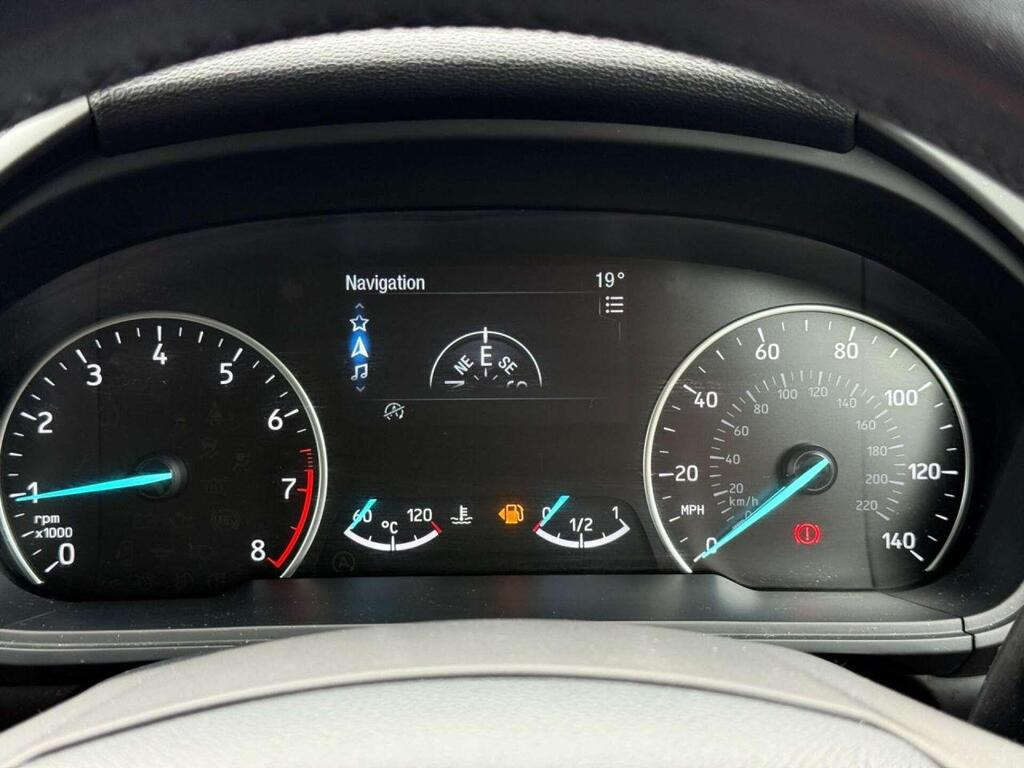 
								2018 Ford EcoSport 1.0T EcoBoost Titanium full									