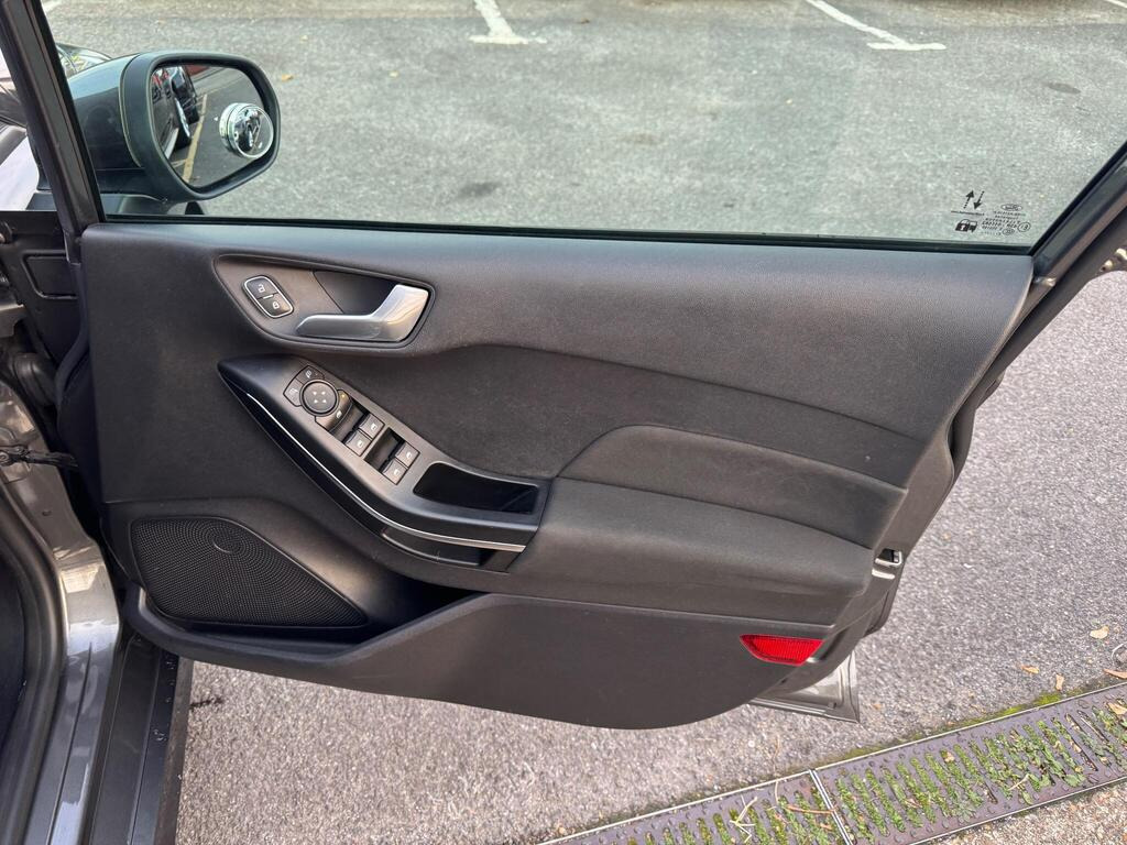 
								2022 Ford Fiesta 1.0T EcoBoost MHEV ST-Line DCT full									