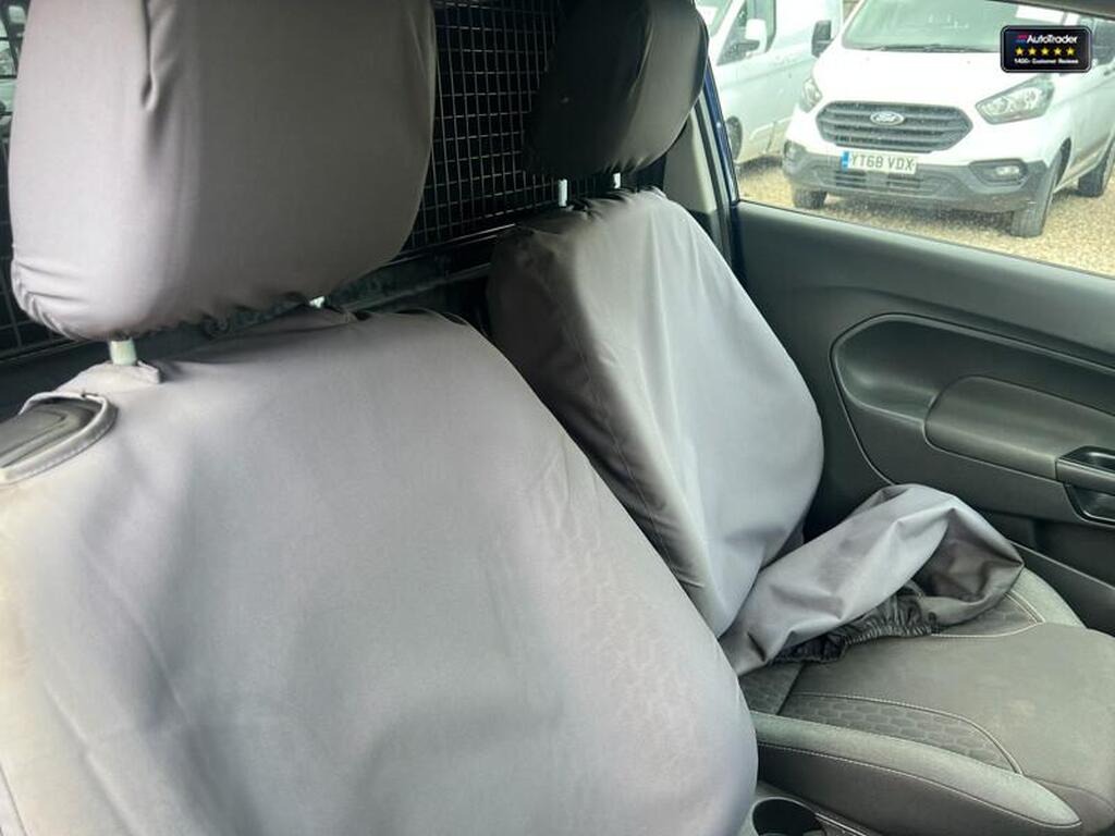 
								2017 Ford Fiesta Van SWB L1H1 Sport TDCi full									