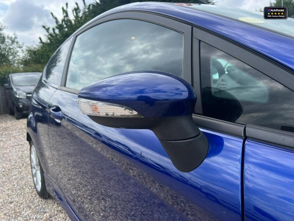 
								2017 Ford Fiesta Van SWB L1H1 Sport TDCi full									