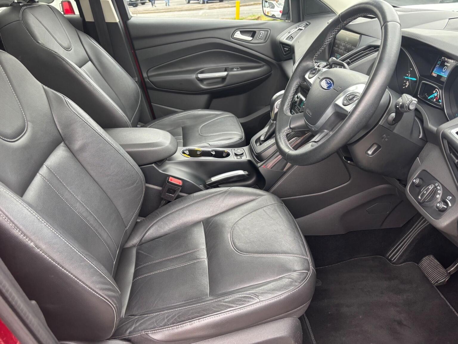 
								2016 Ford Kuga 2.0 TDCi Titanium X Sport Powershift AWD full									