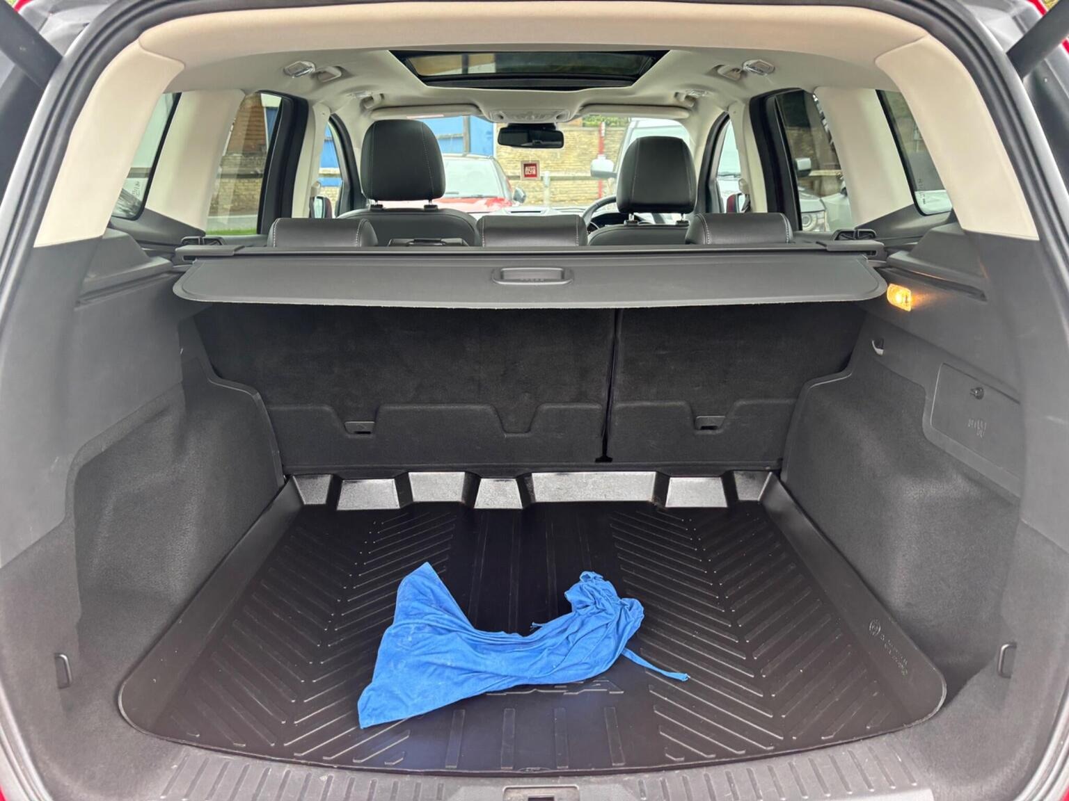 
								2016 Ford Kuga 2.0 TDCi Titanium X Sport Powershift AWD full									