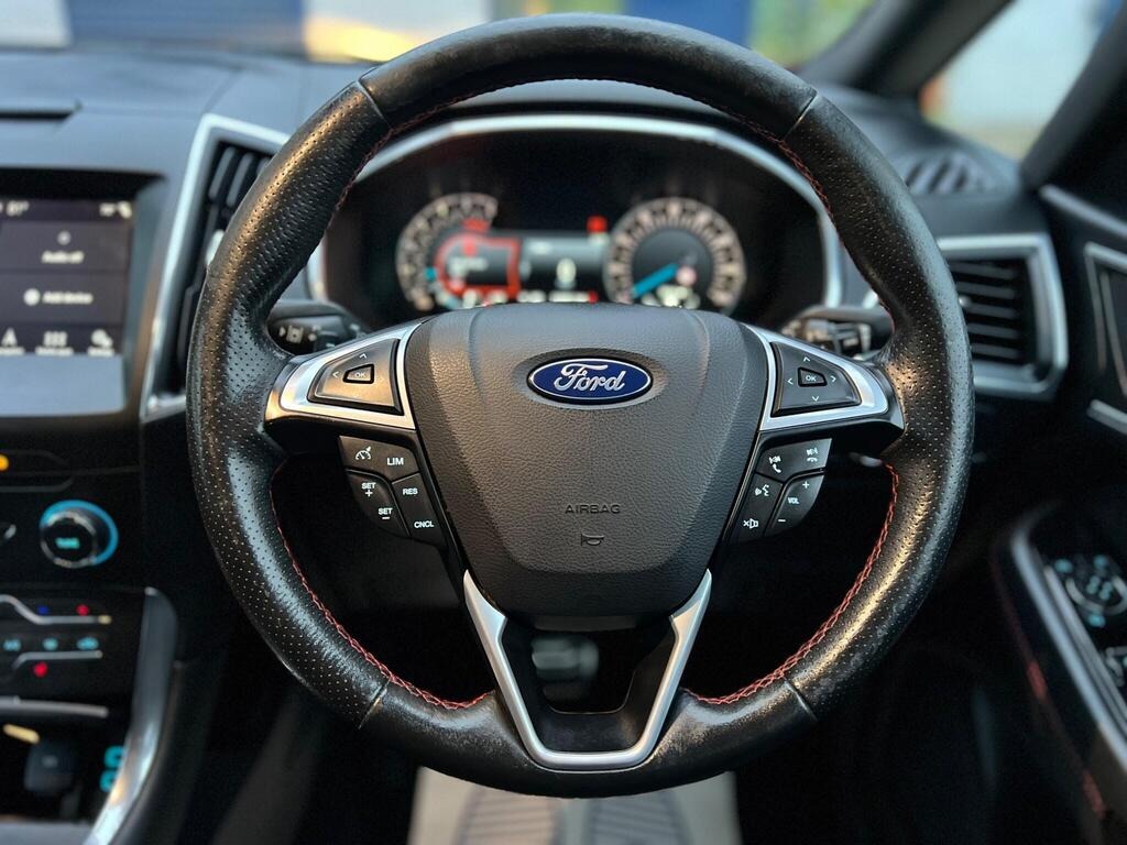 
								2018 Ford S-Max 2.0 TDCi ST-Line Powershift full									