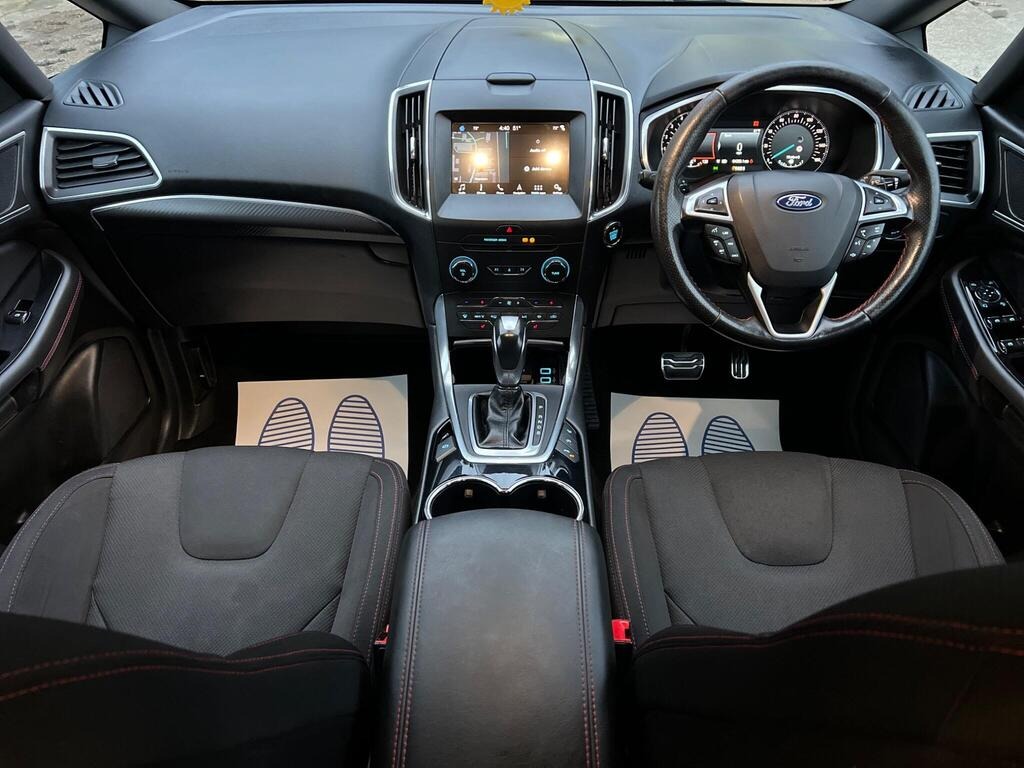 
								2018 Ford S-Max 2.0 TDCi ST-Line Powershift full									