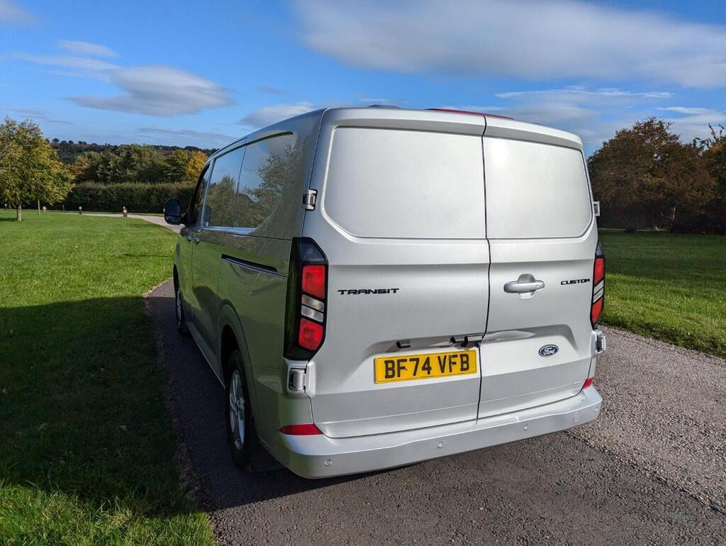 
								2024 Ford Transit Custom V710 Limited Panel Van full									