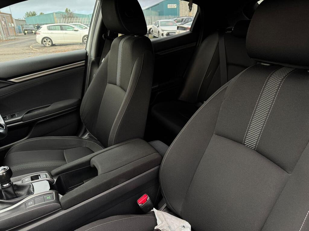 
								2017 Honda Civic 1.0 VTEC Turbo SR full									