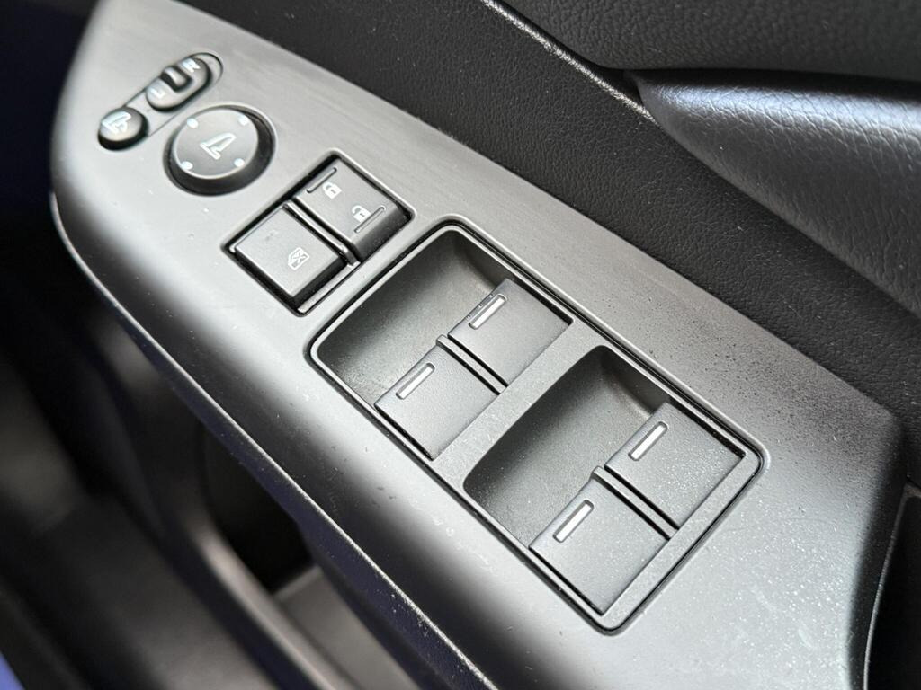 
								2017 Honda CR-V2.0 i-VTEC Black Edition 4WD full									