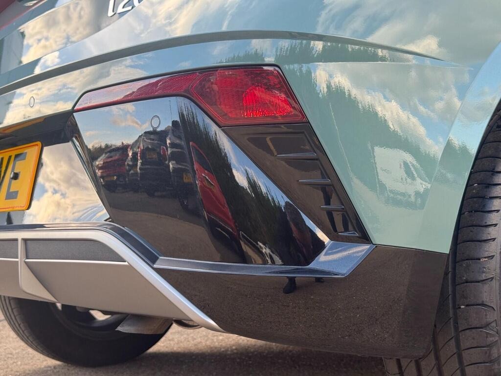 
								2024 Hyundai i20 1.0 T-GDi Advance full									