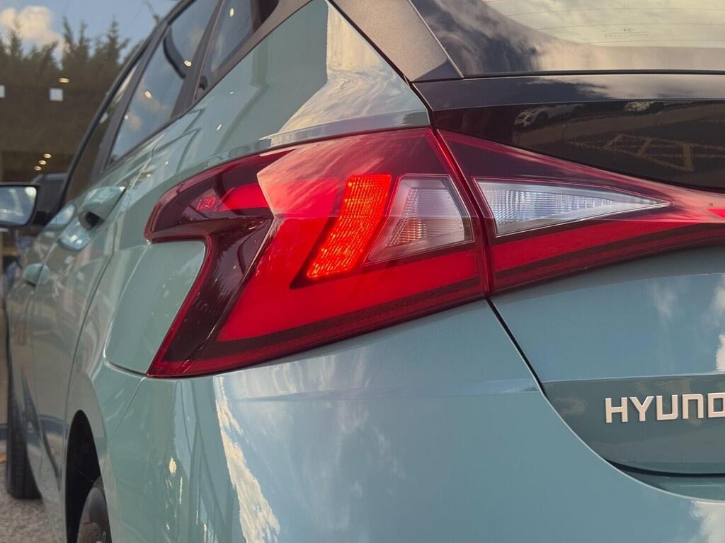 
								2024 Hyundai i20 1.0 T-GDi Advance full									