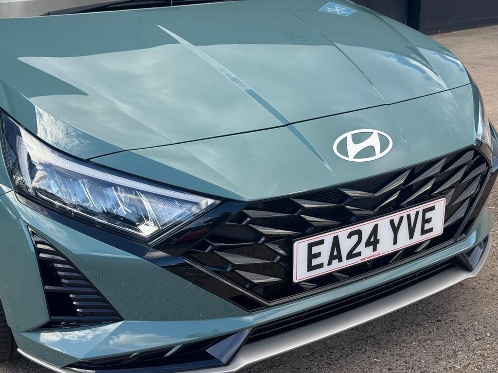 
								2024 Hyundai i20 1.0 T-GDi Advance full									