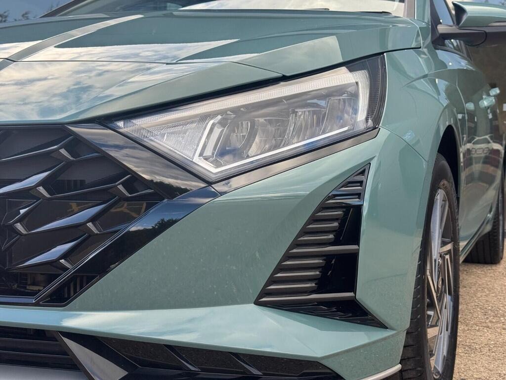 
								2024 Hyundai i20 1.0 T-GDi Advance full									