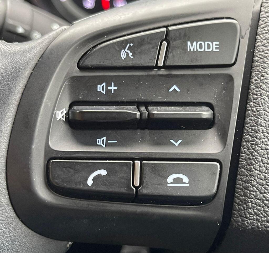 
								2023 Hyundai i10 1.0 SE Connect full									