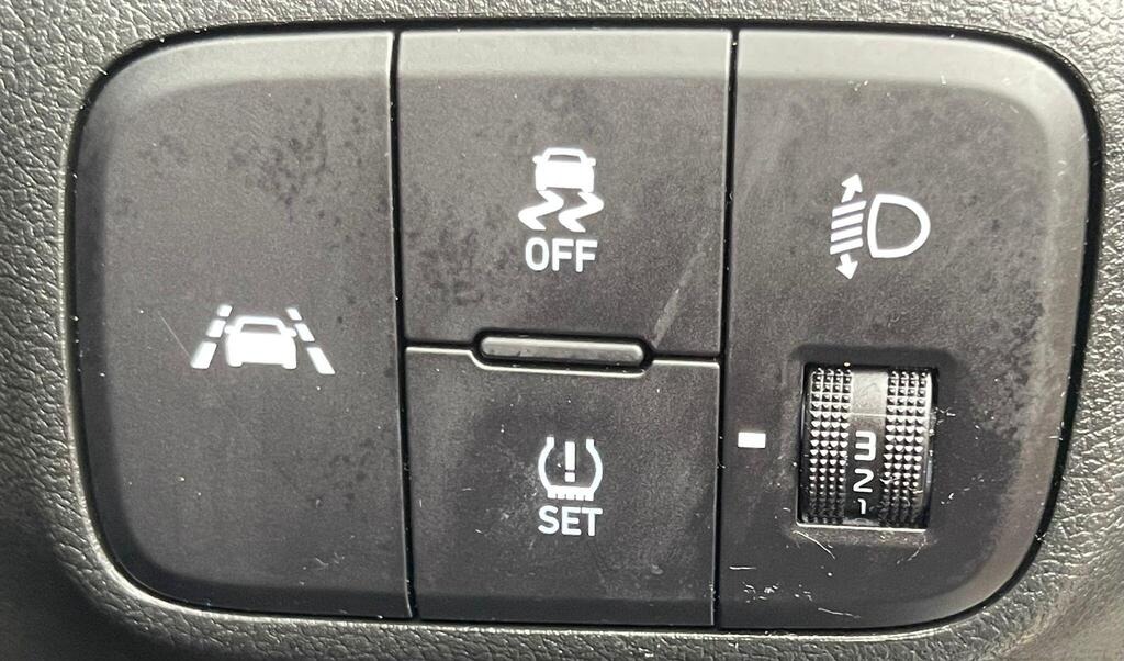 
								2023 Hyundai i10 1.0 SE Connect full									