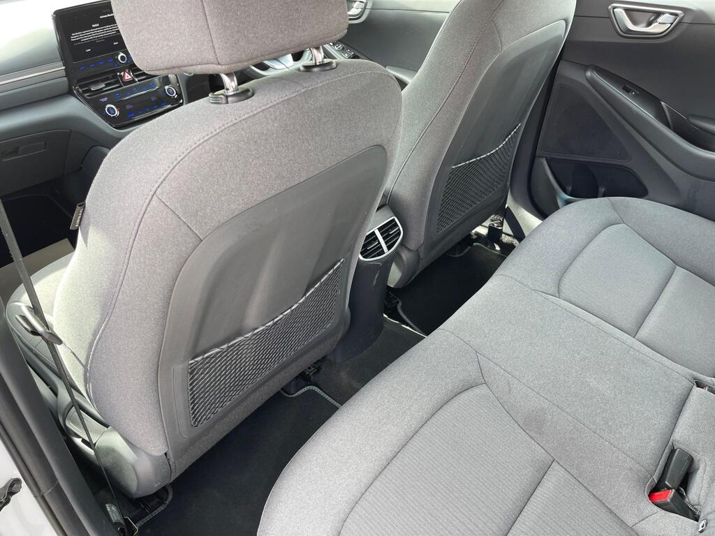 
								2019 Hyundai IONIQ 1.6 h-GDi 1st Edition DCT full									