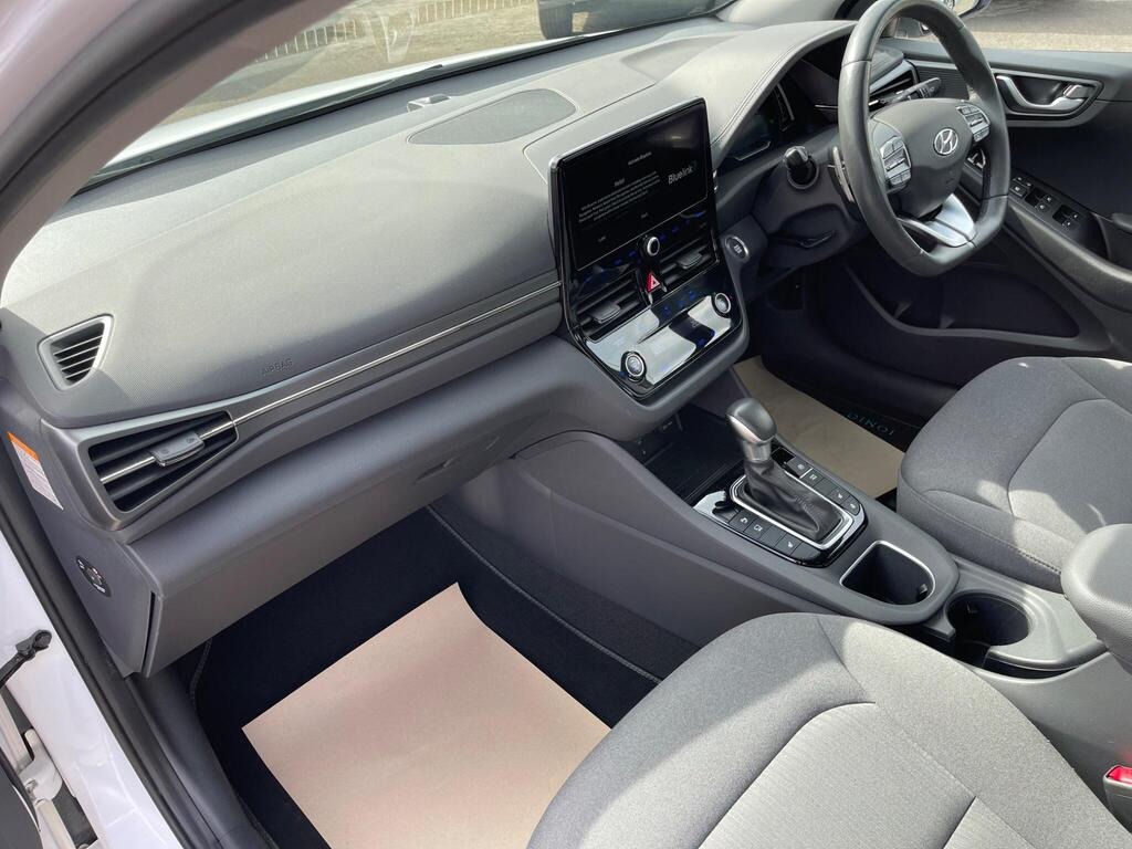 
								2019 Hyundai IONIQ 1.6 h-GDi 1st Edition DCT full									