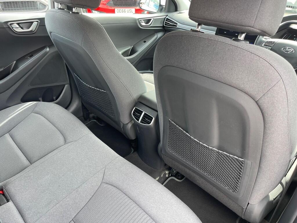 
								2019 Hyundai IONIQ 1.6 h-GDi 1st Edition DCT full									