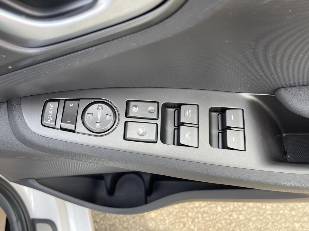 
								2019 Hyundai IONIQ 1.6 h-GDi 1st Edition DCT full									