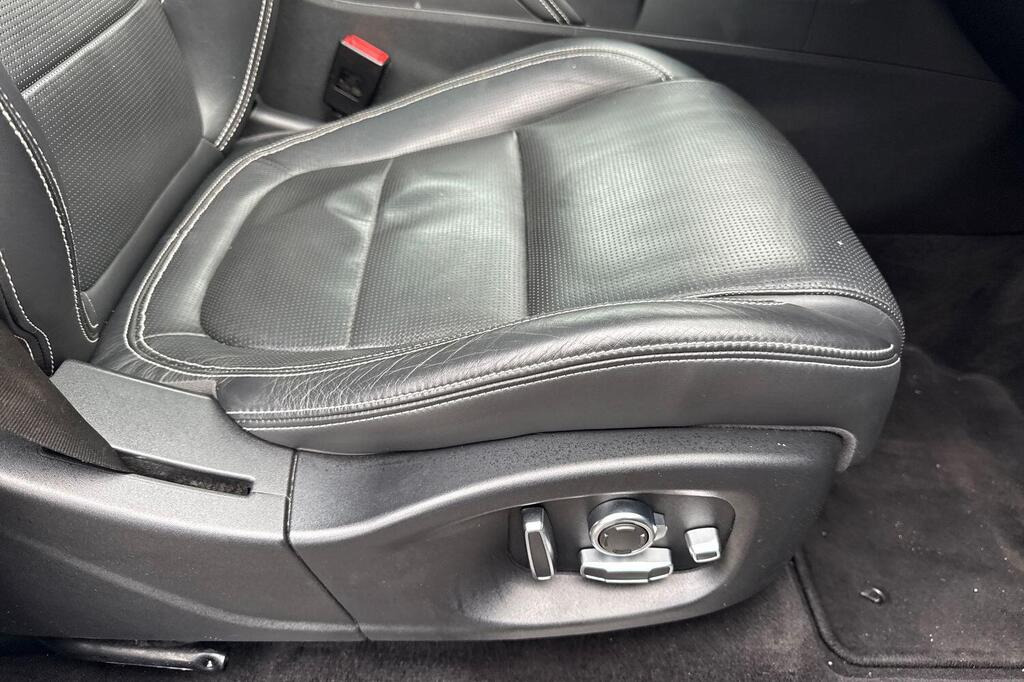 
								2020 Jaguar E-PACE 2.0 D180 R-Dynamic HSE Auto AWD full									