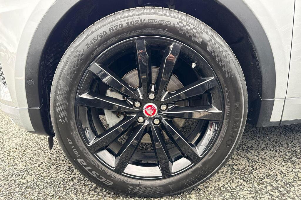 
								2020 Jaguar E-PACE 2.0 D180 R-Dynamic HSE Auto AWD full									