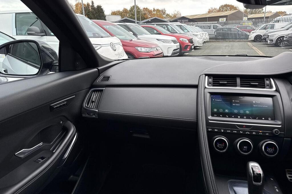 
								2020 Jaguar E-PACE 2.0 D180 R-Dynamic HSE Auto AWD full									