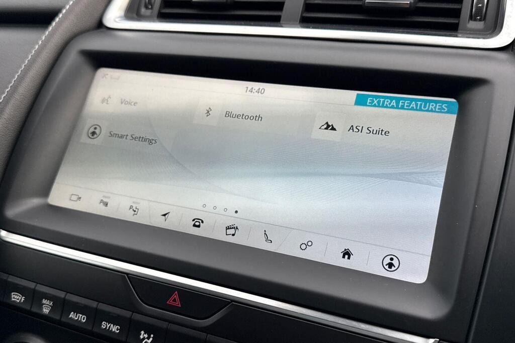 
								2020 Jaguar E-PACE 2.0 D180 R-Dynamic HSE Auto AWD full									