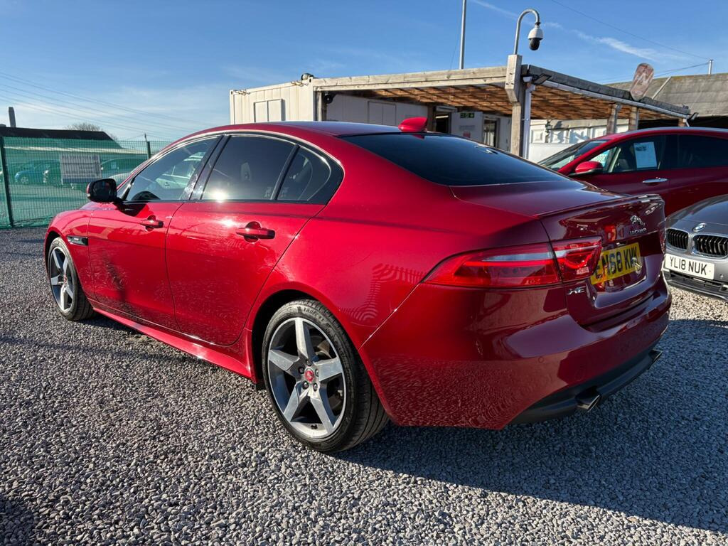 
								2018 Jaguar XE 2.0i GPF R-Sport Auto full									