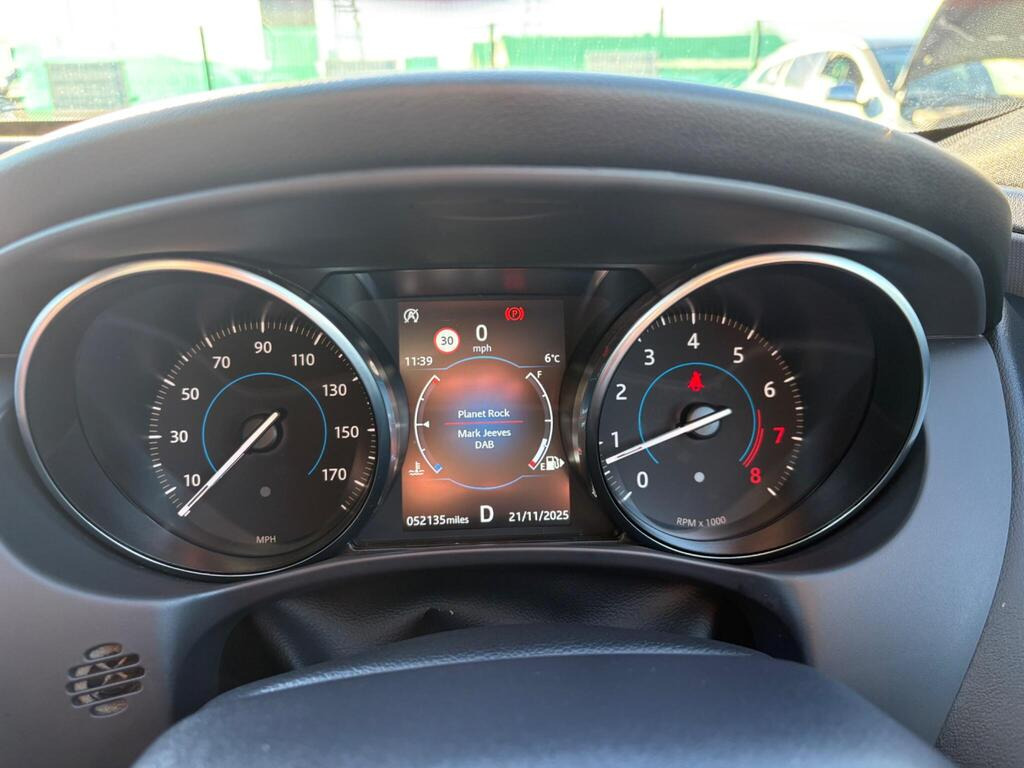 
								2018 Jaguar XE 2.0i GPF R-Sport Auto full									