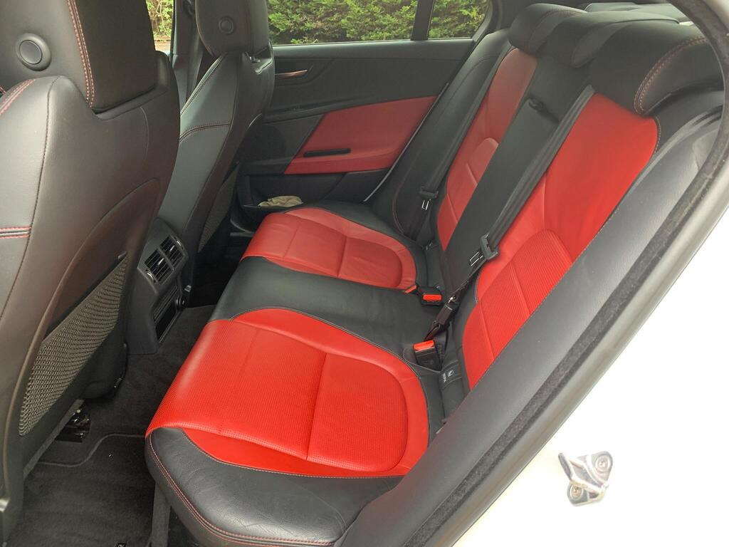 
								2018 Jaguar XE 2.0i R-Sport Auto full									