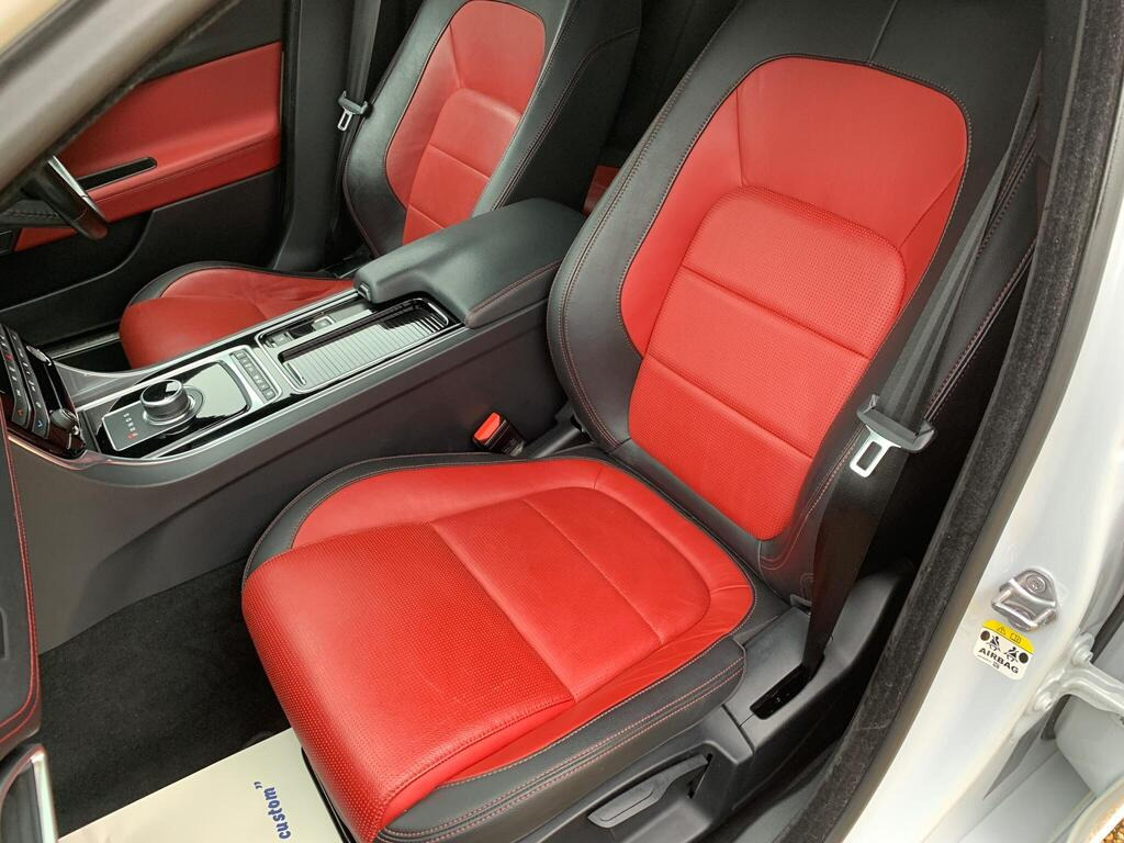 
								2018 Jaguar XE 2.0i R-Sport Auto full									