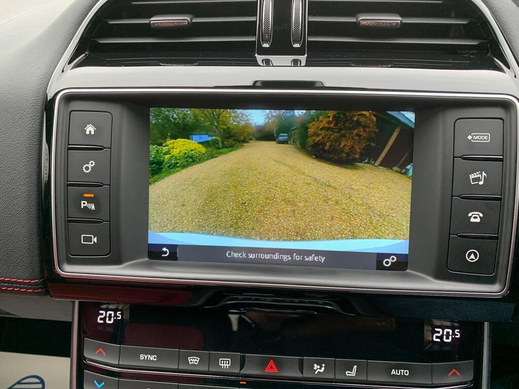 
								2018 Jaguar XE 2.0i R-Sport Auto full									