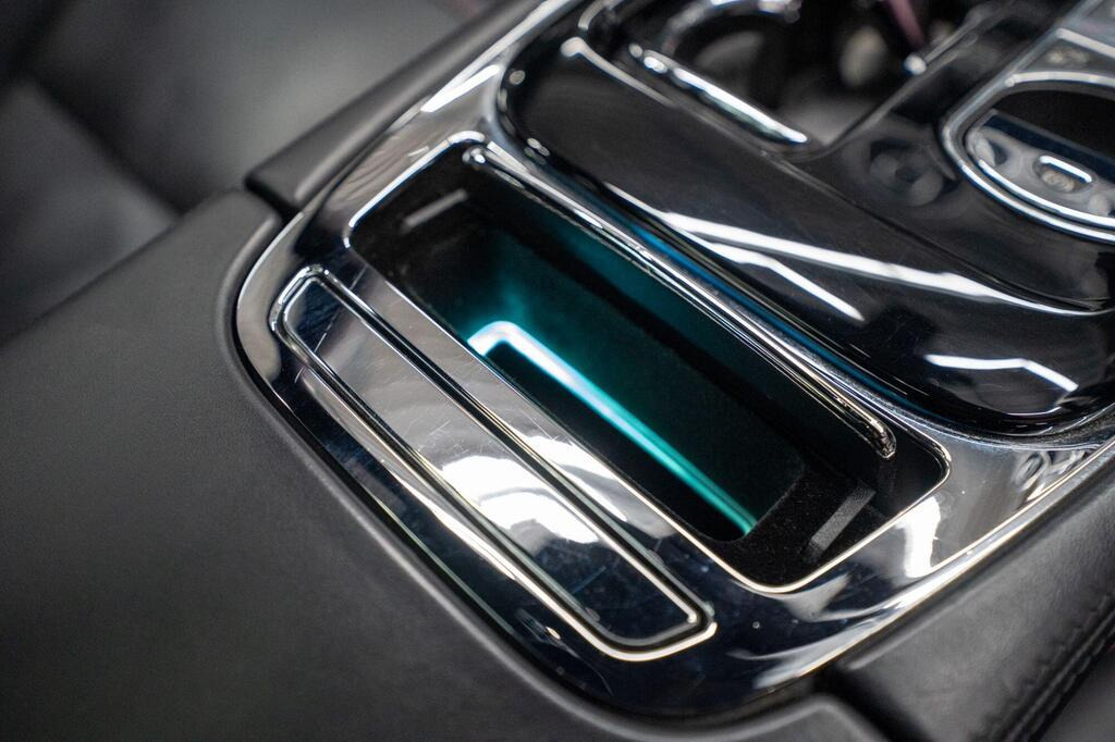 
								2016 Jaguar XJ3.0d V6 R-Sport Auto full									