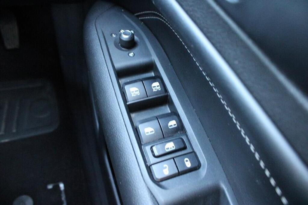 
								2023 Jeep Compass 1.3 GSE T4 11.4kWh S Auto 4xe full									