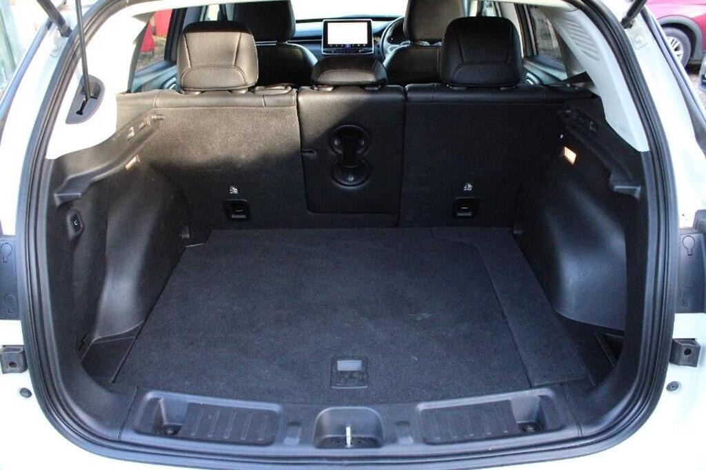 
								2023 Jeep Compass 1.3 GSE T4 11.4kWh S Auto 4xe full									