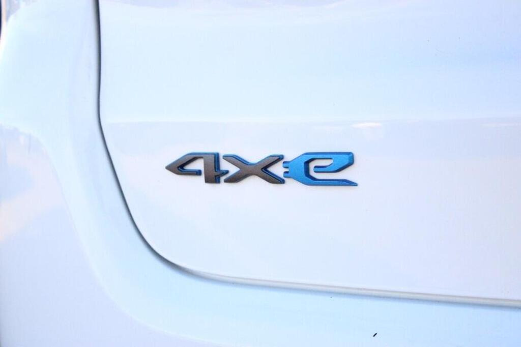 
								2023 Jeep Compass 1.3 GSE T4 11.4kWh S Auto 4xe full									