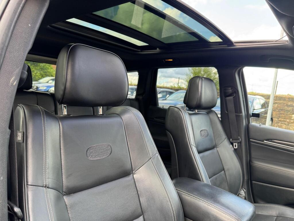 
								2014 Jeep Grand Cherokee3.0 V6 CRD Overland Auto 4WD full									