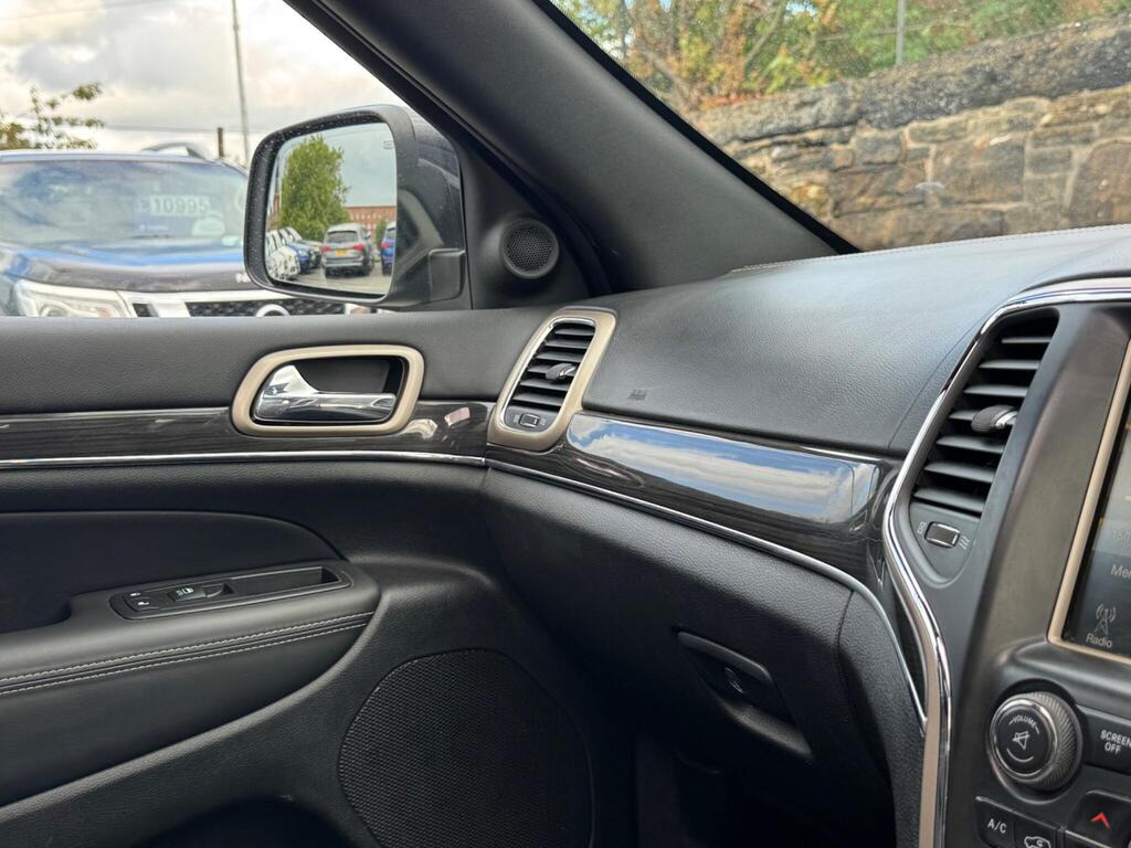 
								2014 Jeep Grand Cherokee3.0 V6 CRD Overland Auto 4WD full									