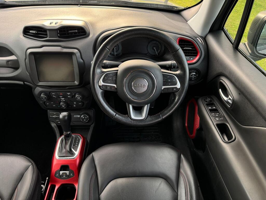 
								2021 Jeep Renegade 1.3 GSE T4 11.4kWh Trailhawk Auto 4xe full									