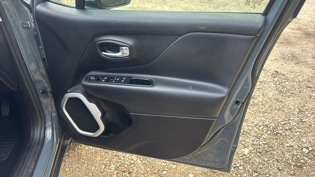 
								2017 Jeep Renegade 1.4T MultiAir II Limited full									