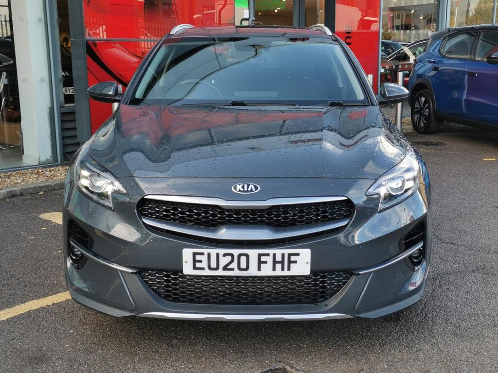 
								2020 Kia XCeed 1.0 T-GDi 2 full									