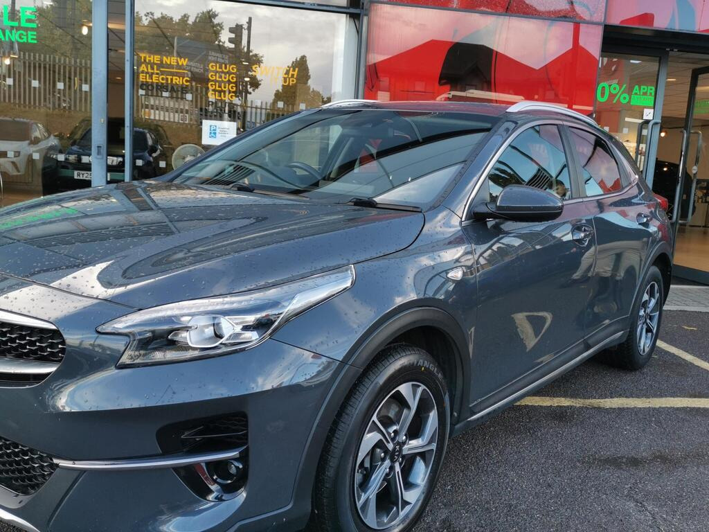 
								2020 Kia XCeed 1.0 T-GDi 2 full									