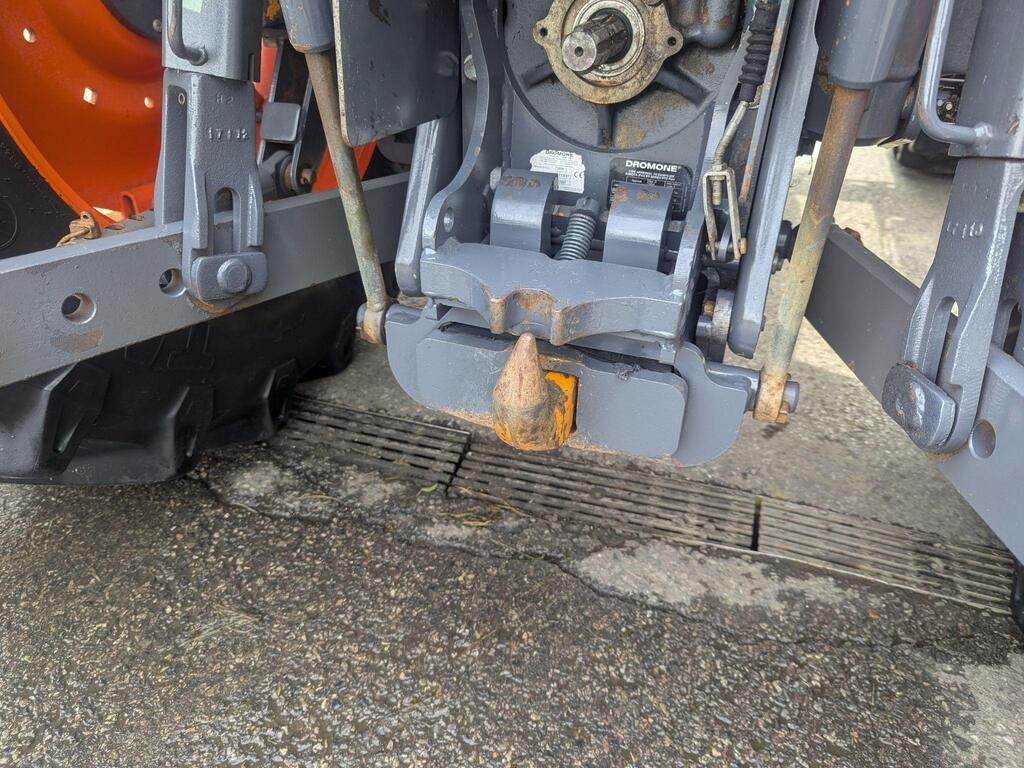 
								2018 Kubota M5111 Tractor full									