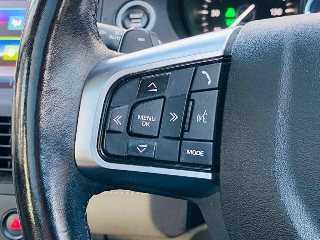 
								2018 Land Rover Discovery Sport 2.0 TD4 HSE Auto 4WD full									