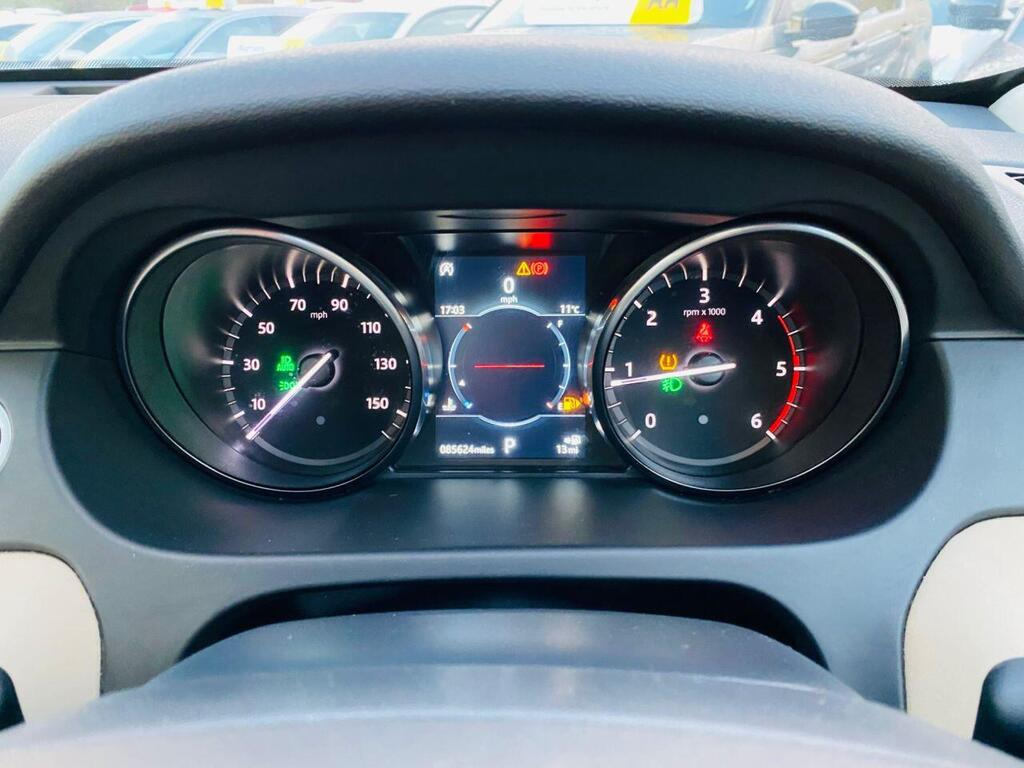 
								2018 Land Rover Discovery Sport 2.0 TD4 HSE Auto 4WD full									