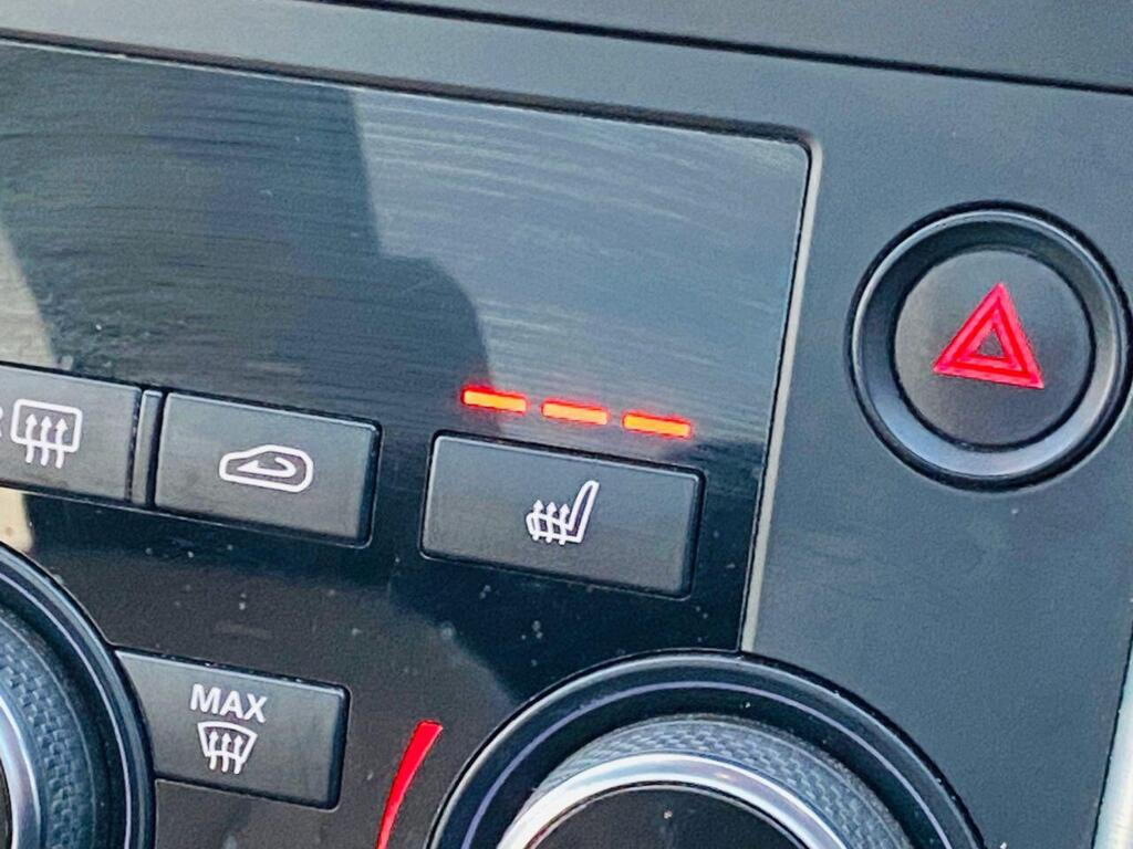 
								2018 Land Rover Discovery Sport 2.0 TD4 HSE Auto 4WD full									