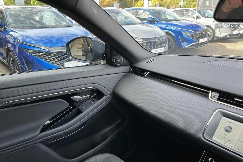 
								2020 Land Rover Range Rover Evoque 2.0 D150 R-Dynamic FWD full									