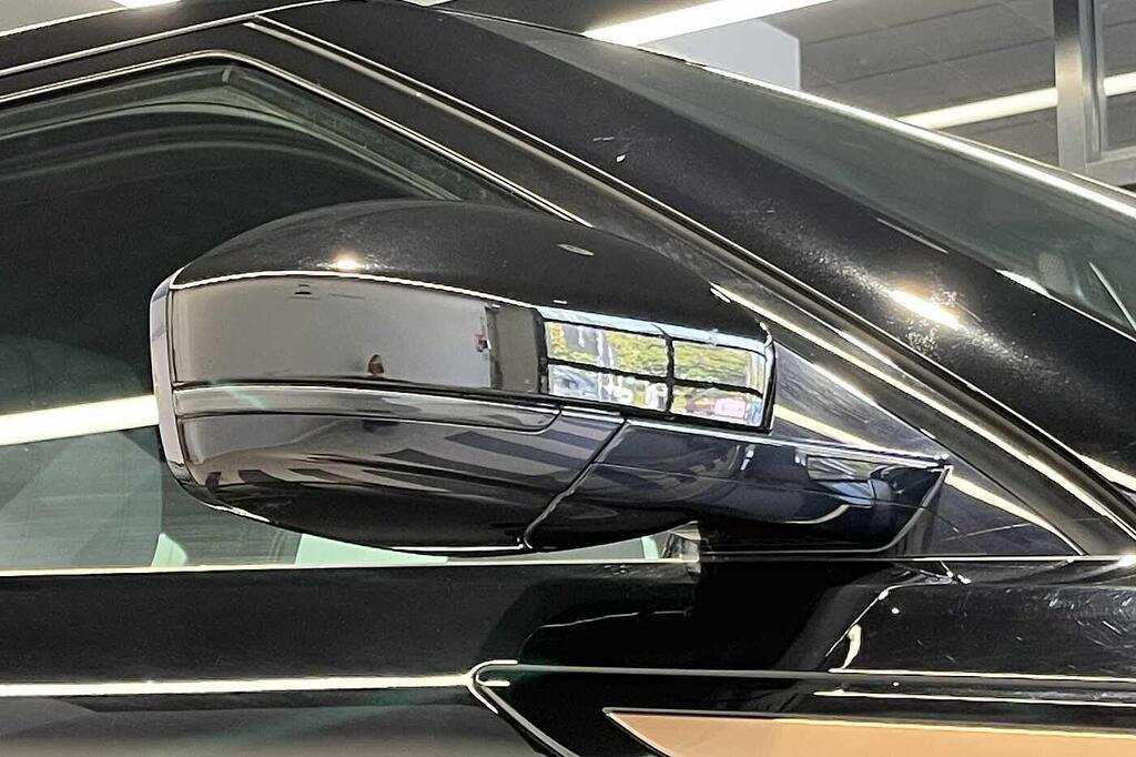 
								2020 Land Rover Range Rover Evoque 2.0 D150 R-Dynamic FWD full									