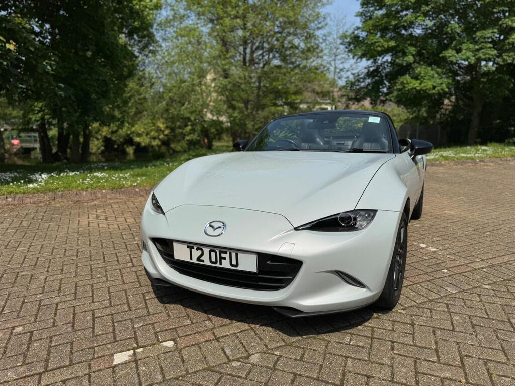 
								2016 Mazda MX-51.5 SKYACTIV-G Sport Nav full									