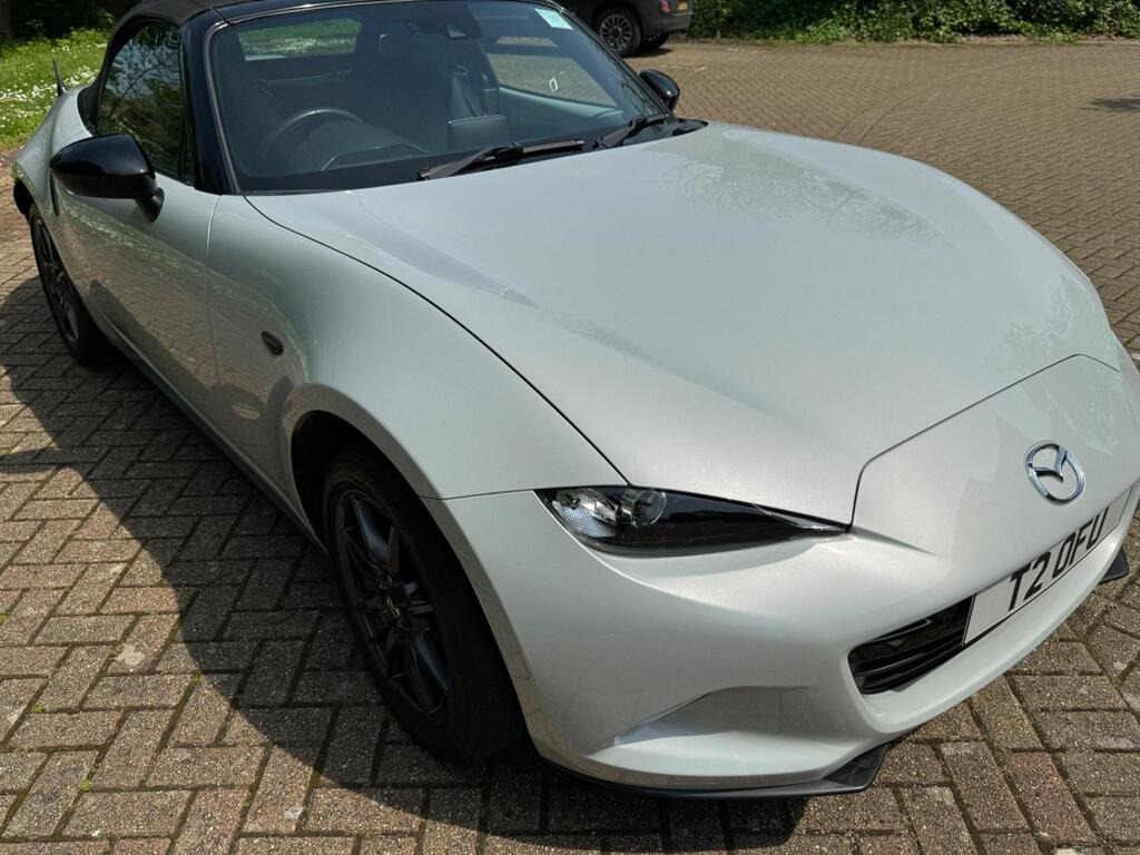 
								2016 Mazda MX-51.5 SKYACTIV-G Sport Nav full									