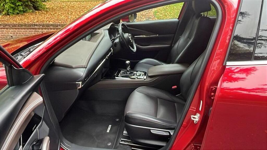 
								2022 Mazda CX-30 2.0 e-Skyactiv-G MHEV GT Sport Tech full									