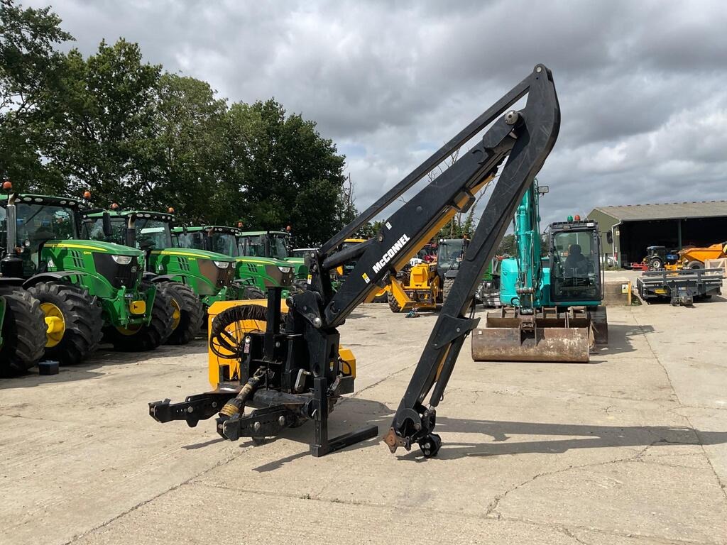 2018 McConnel PA6585 Mower